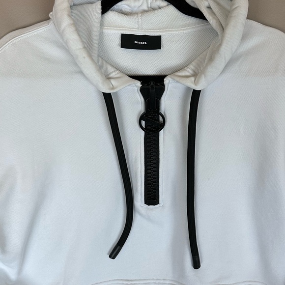 Diesel Chunky Half-zip Cropped Cotton Hoodie in white - Picture 2 of 10